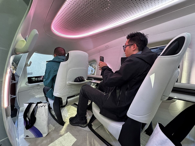 广汽腾飞：GOVY AirJet飞行汽车首次亮相