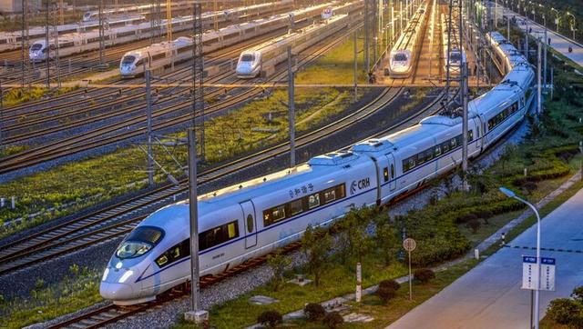 南京-宜兴,宝妈每天通勤5小时上下班5年,网友:愿你追梦成功