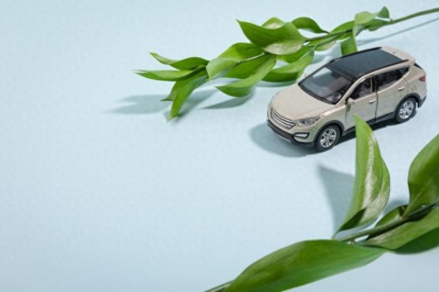 2025汽车以旧换新补贴来袭:报废旧车换新车最高可领2万元