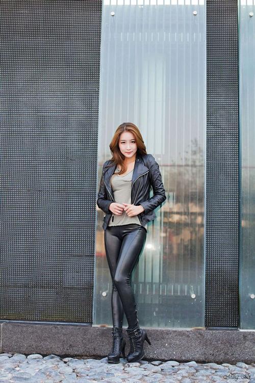 韩国美女赵世熙和吴雅熙的才情与美貌令人赞叹