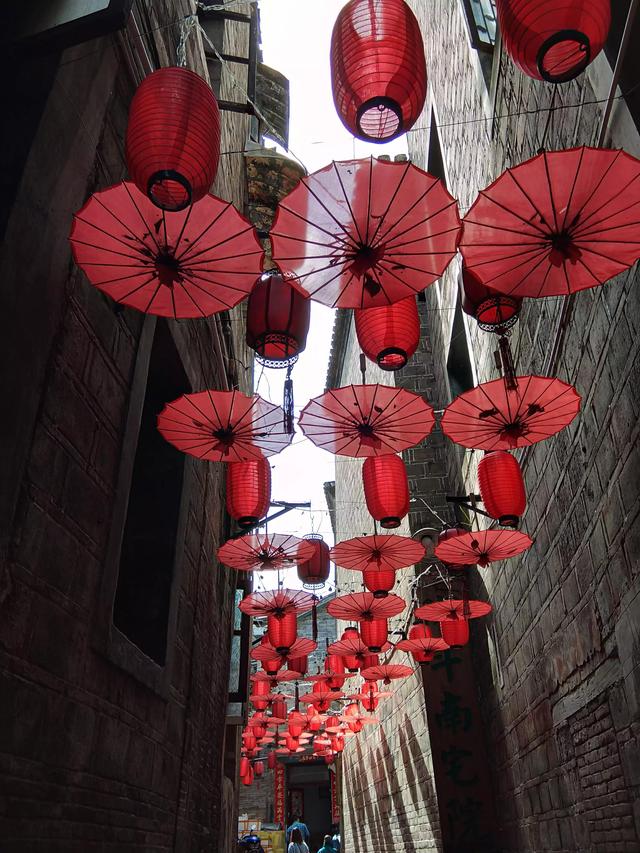 怎么去湘西凤凰旅游？本地人凤凰古城不上当攻略行住吃玩