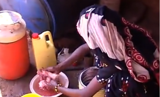 非洲大美女:已经有了五个孩子,但还是全村男人的梦中情人