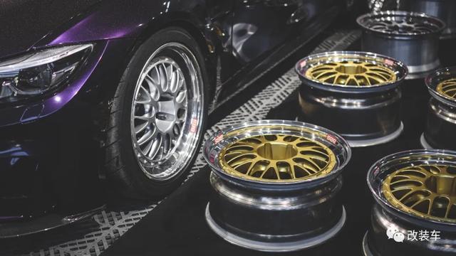 一套避震就要5万多,全身狠货的宝马M3 F80惹不起