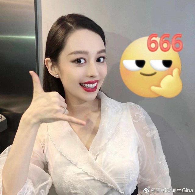 女网红撞脸热巴,被赞比本尊还美,网红圈为热度都在碰瓷明星?