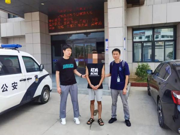 杭州已婚男与美女裸聊被骗18万,警方:破案40余起,抓获18人