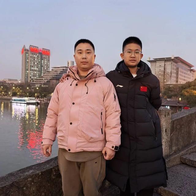 救人消防员吸入毒气智力降至3岁!他有了新消息……