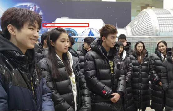 180cm的王俊凯，跟173cm的关晓彤站一块，谁撒了谎一看就知道