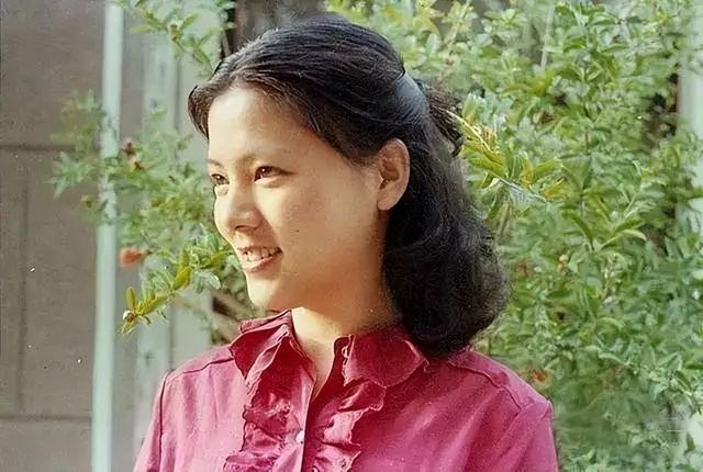 87版《红楼梦》袭人，曾无人愿演，扮演者袁玫为角色放弃了黄梅戏