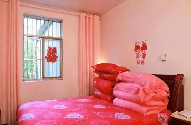 儿子洞房夜，母亲强入婚房，背后究竟隐藏着什么？