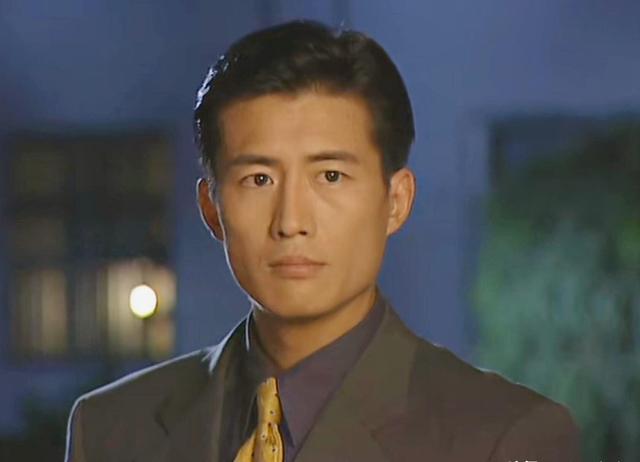 视觉盛宴！14位山东籍男星，个个是浓眉大眼、棱角分明的阳刚帅哥