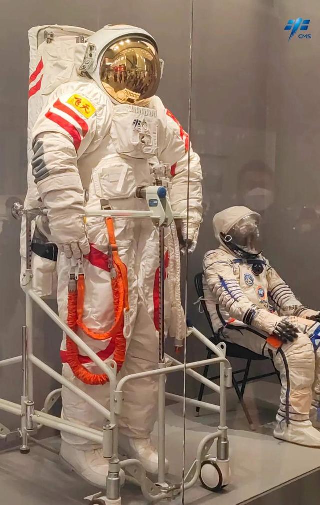 关于舱外航天服，你了解多少？