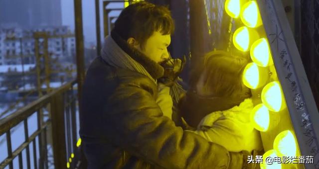 「白日焰火」里的种种猥琐不堪,隐藏了国人对“性”的隐晦和苦闷