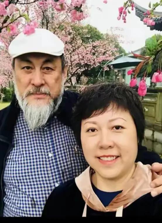 关二爷陆树铭的泪目人生：母亲抗癌18年，把悲苦酿成《一壶老酒》