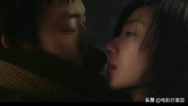 「白日焰火」里的种种猥琐不堪,隐藏了国人对“性”的隐晦和苦闷