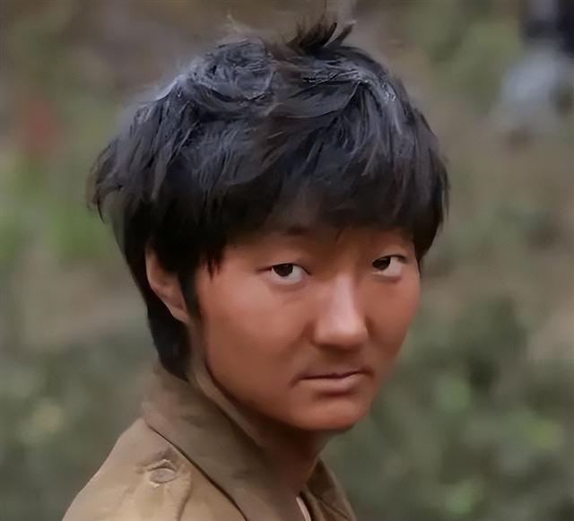 “丑男”王大治，爱过的3个女人一个比一个漂亮，董洁只能算一般