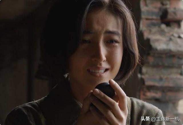 36岁朱一龙演儿子,和新片中大15岁的父亲同框,画面就尴尬了