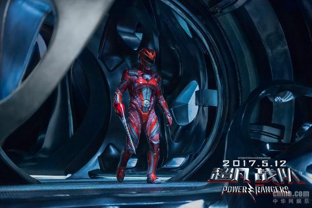 《超凡战队》“五色战士”版预告 大战在即变身出击