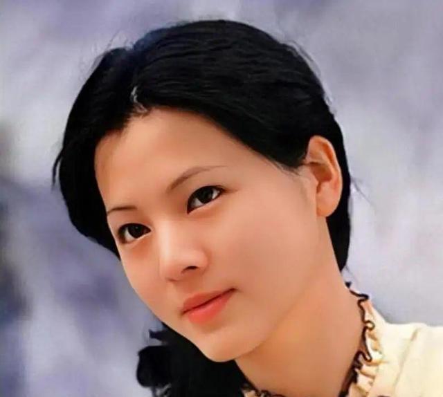 87版《红楼梦》袭人，曾无人愿演，扮演者袁玫为角色放弃了黄梅戏