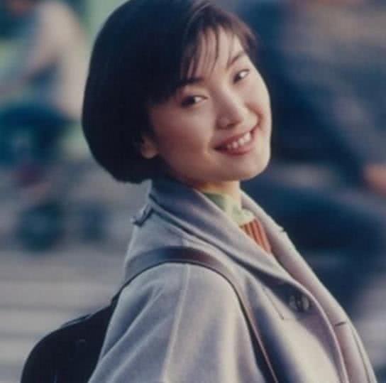 一首《常回家看看》火遍全国，23年过去了，陈红去哪了？