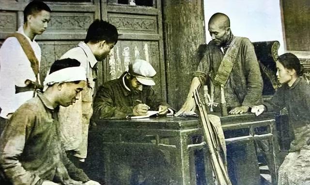 湘西剿匪实录：惊心动魄的谈判背后，土匪头子为何最终难逃一死？