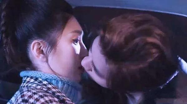 《我在北京等你》名场面:李易峰江疏影高甜对戏,隔氧气罩接吻