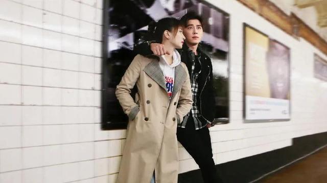 《我在北京等你》名场面:李易峰江疏影高甜对戏,隔氧气罩接吻