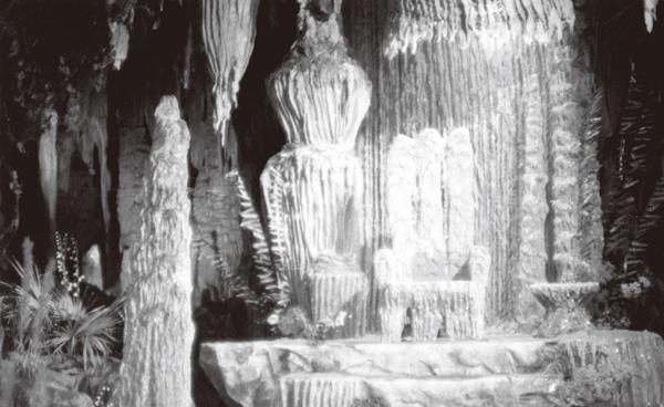 86版《西游记》导演杨洁病逝，自传讲述拍摄的九九八十一难