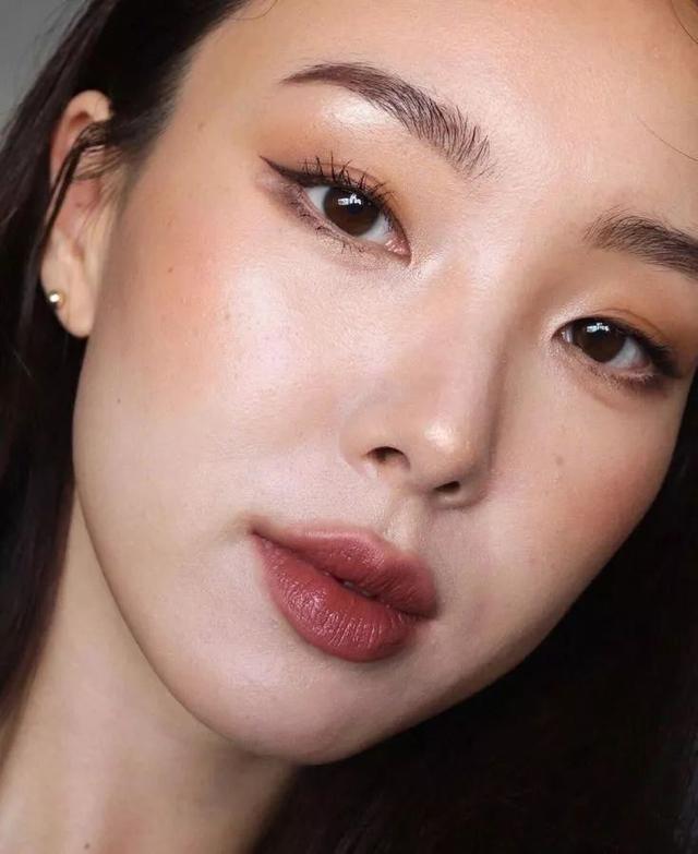 出道10年的李惠利,化鼻影竟然也失手?