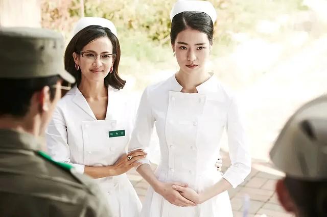 韩国大尺度三级片“人间中毒”禁忌之恋，下属妻子成情人