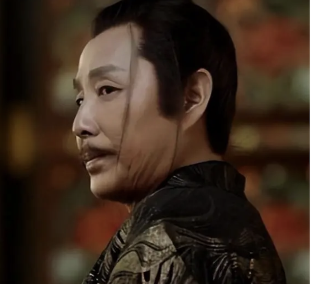 庆余年：二皇子的一生有多惨？被庆帝作磨刀石，谋反失败自尽而亡