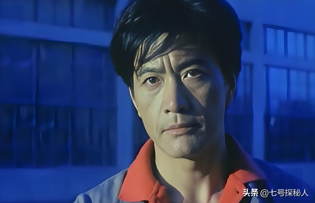 周里京一生清高不炒作，唯一心里过不去的坎，就是已故30年的妻子