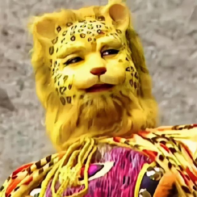 《西游记》金钱豹走红,扮演者亲自送祝福,头发渐白慈祥和蔼