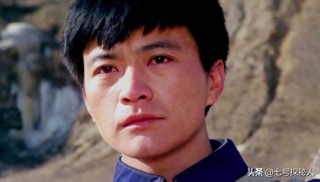 周里京一生清高不炒作，唯一心里过不去的坎，就是已故30年的妻子