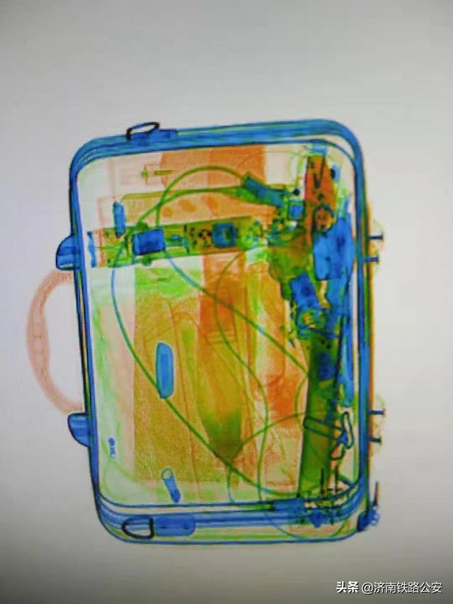 谁是火眼金睛——看安检图片，找出违禁物品！（第三弹！！！）