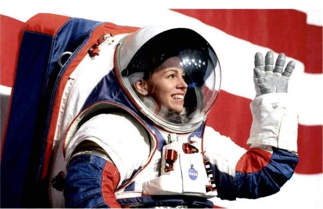 关于舱外航天服，你了解多少？