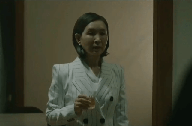 《窥探》大结局：80被判死刑，在牢里杀死韩书俊，知恩跳海自杀