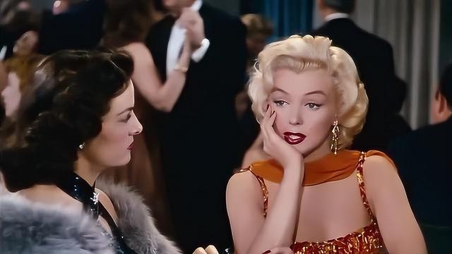 电影《绅士爱美人》：梦露和罗素携手带你领略音乐喜剧的无限魅力