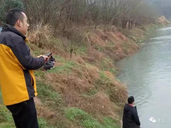 妻女遗体已找到，浙江“开车过溪”男子后悔了