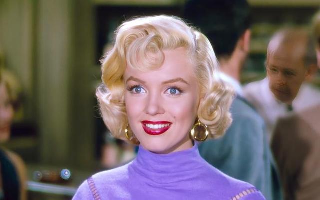 电影《绅士爱美人》：梦露和罗素携手带你领略音乐喜剧的无限魅力