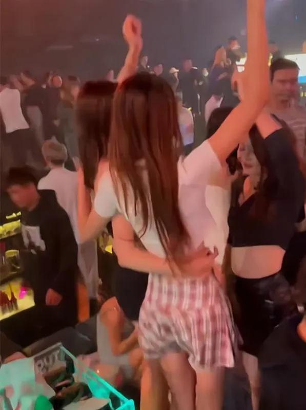 女孩喝醉被3名男孩侵犯，父母怒将酒吧与酒店告上法院索赔30万元