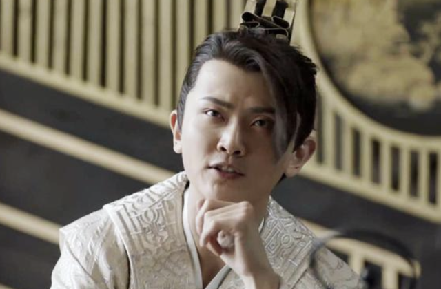 庆余年：二皇子的一生有多惨？被庆帝作磨刀石，谋反失败自尽而亡