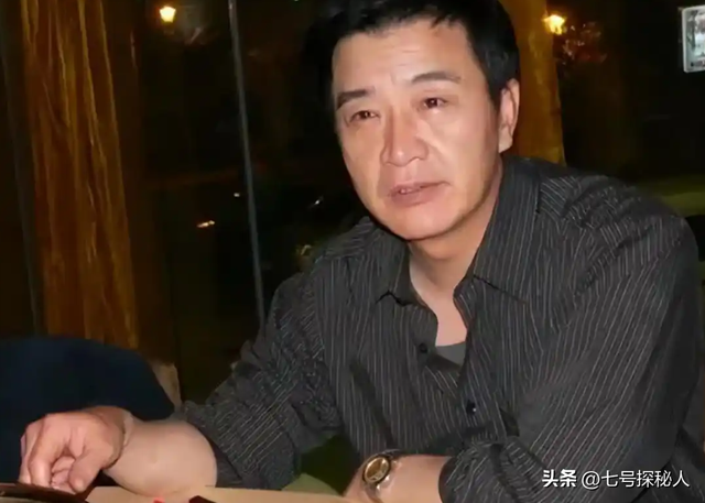 周里京一生清高不炒作，唯一心里过不去的坎，就是已故30年的妻子