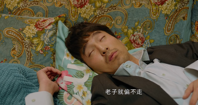 开豪车住豪宅，扒扒《平凡的荣耀》吴恪之年薪，难怪他不舍得辞职