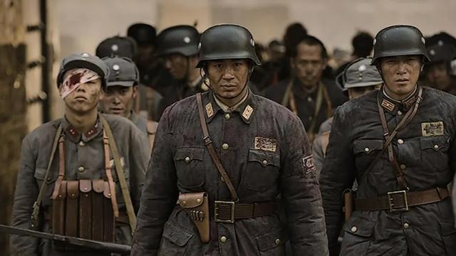 备受欢迎的10部抗战剧，《雪豹》第六，《亮剑》只能排第二