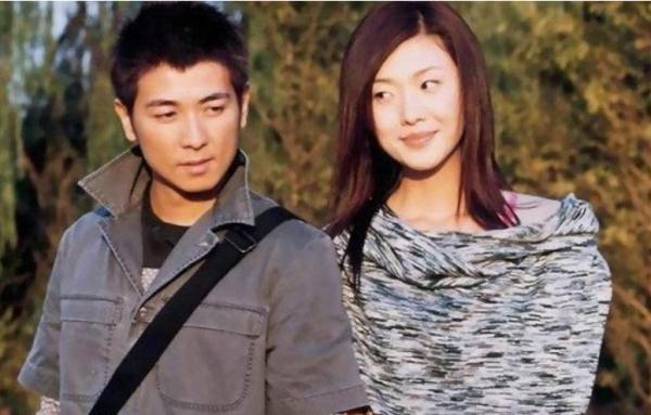 他是昔日男神,谈过十年的姐弟恋与现任妻子恩爱至今,十年零绯闻