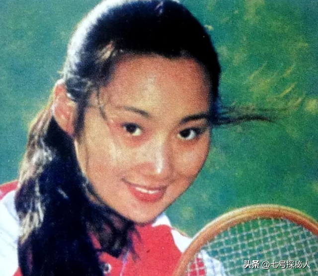 周里京一生清高不炒作，唯一心里过不去的坎，就是已故30年的妻子