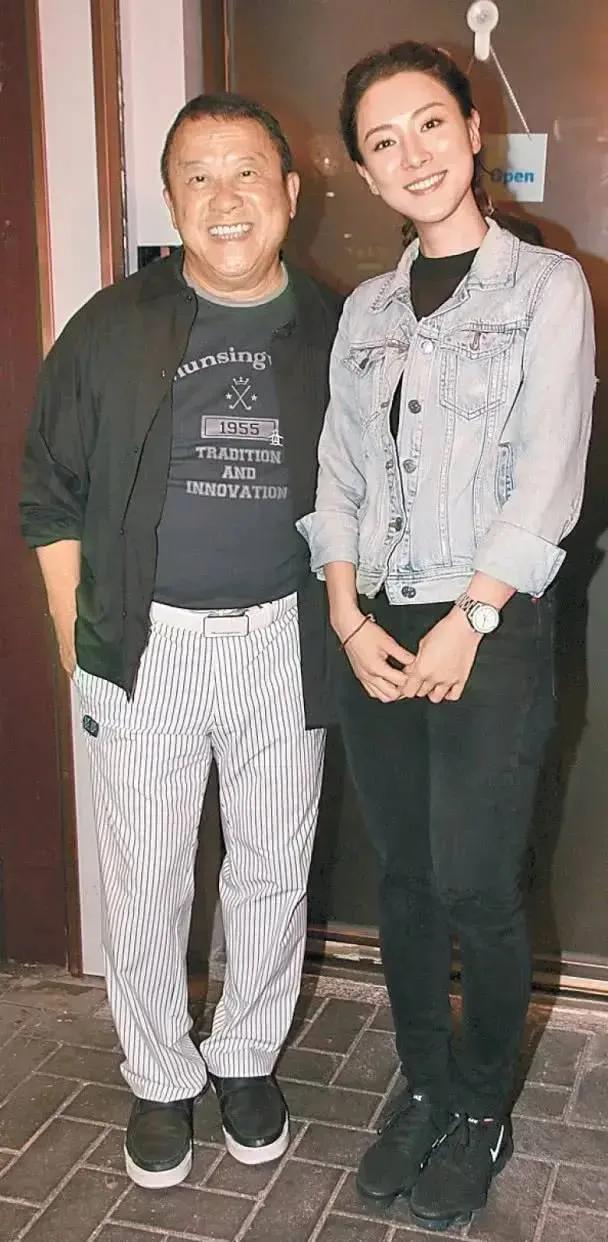 曾志伟儿媳妇获封“剧版最美小三”，一反常态晒泳照，又美又性感