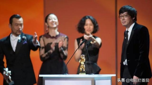 「白日焰火」里的种种猥琐不堪,隐藏了国人对“性”的隐晦和苦闷