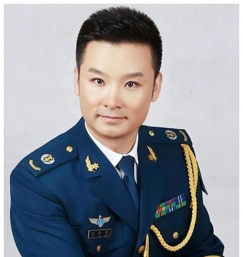 刘和刚：成名后把岳父母接到豪宅，父亲猝然离世令他沉痛愧疚不已