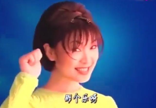 一首《常回家看看》火遍全国，23年过去了，陈红去哪了？